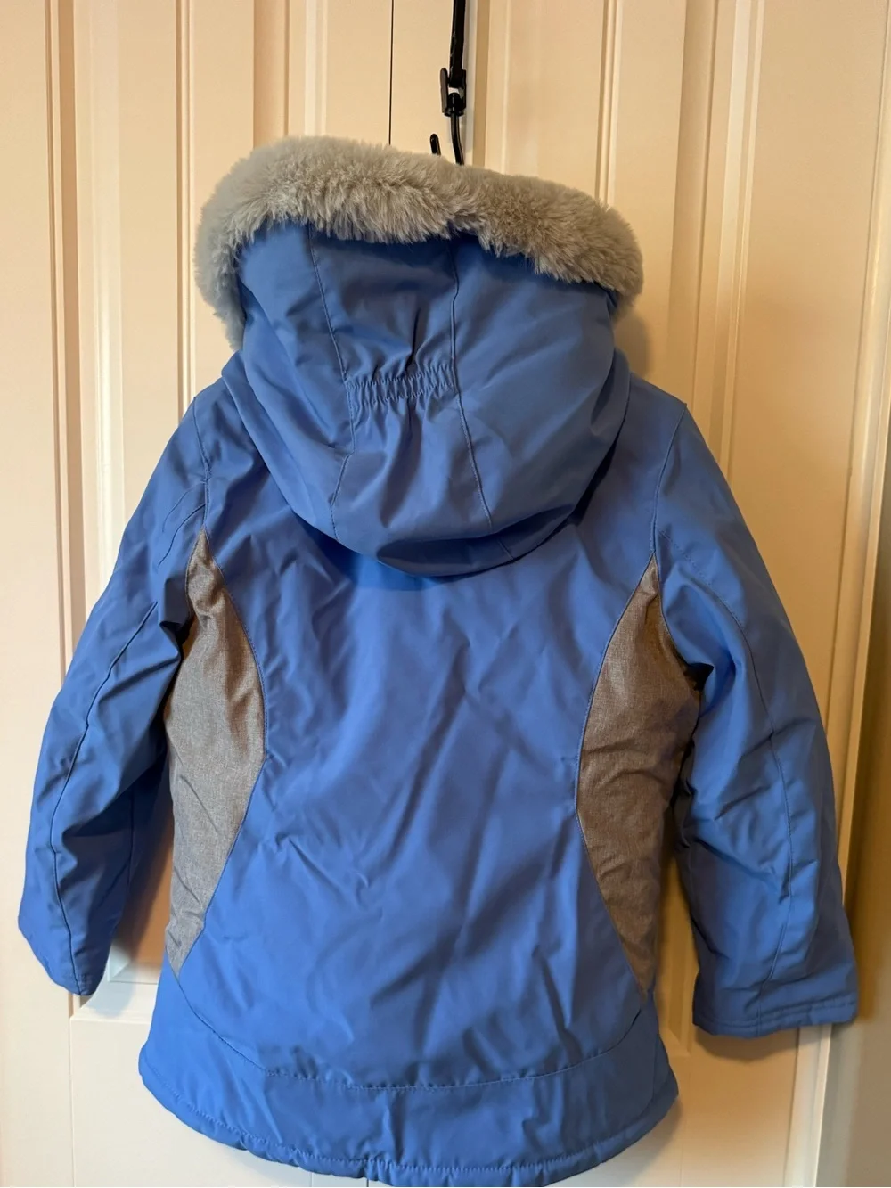 Girls' Blue 2 Piece Winter Coat with Faux-Fur Hood & Removable Jacket (S)7/8